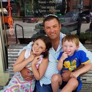 Meet your Posher, Clint